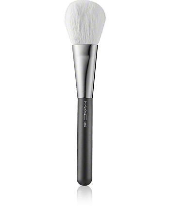 MAC Brushes 135S Large Flat Powder Brush