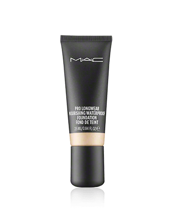 MAC Pro Longwear Nourishing Waterproof Foundation N18 (25 ml)